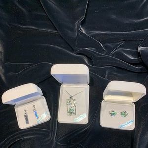 Storrs Glacier Pearle Jewelry